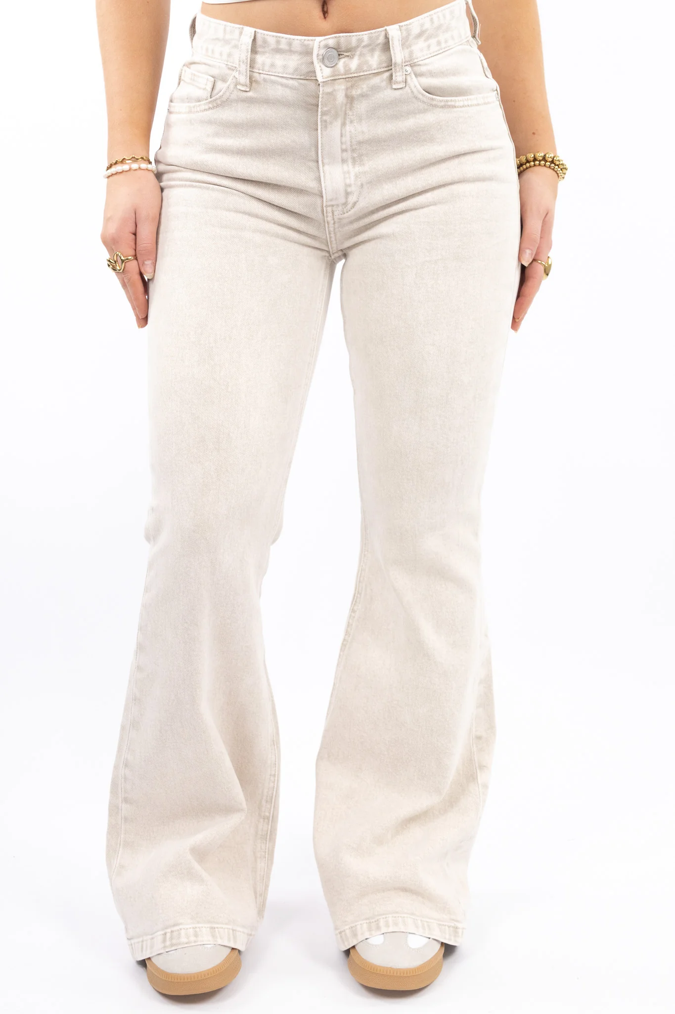Bobby Flared Jeans - Image 4
