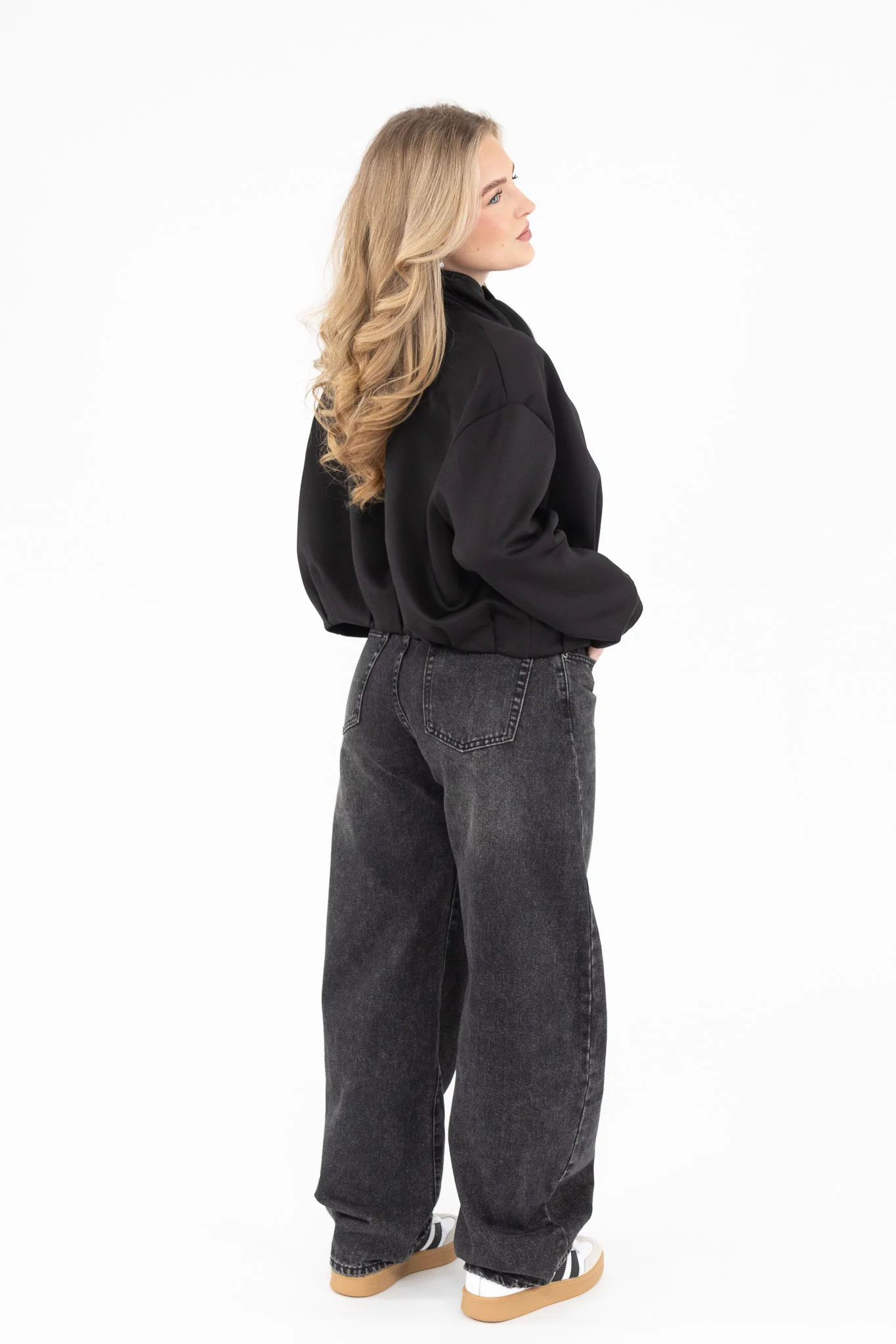 Washed Balloon Jeans - Image 6