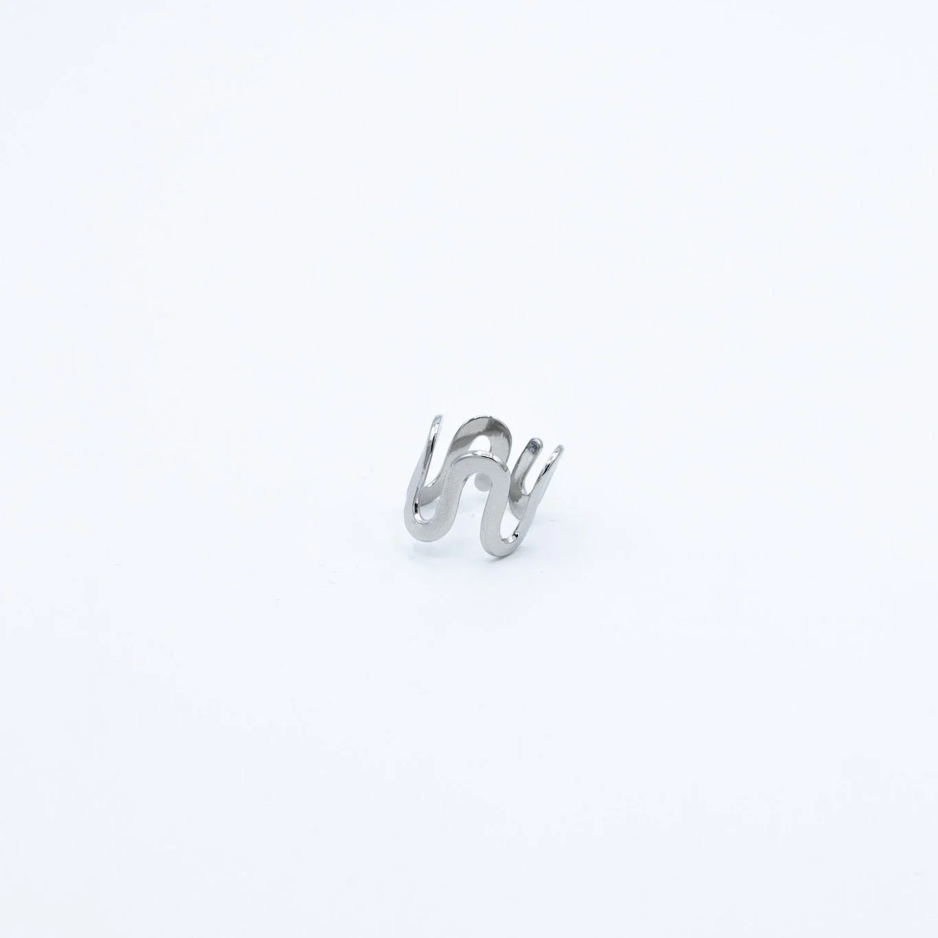 Wavy Band Ring - Image 2